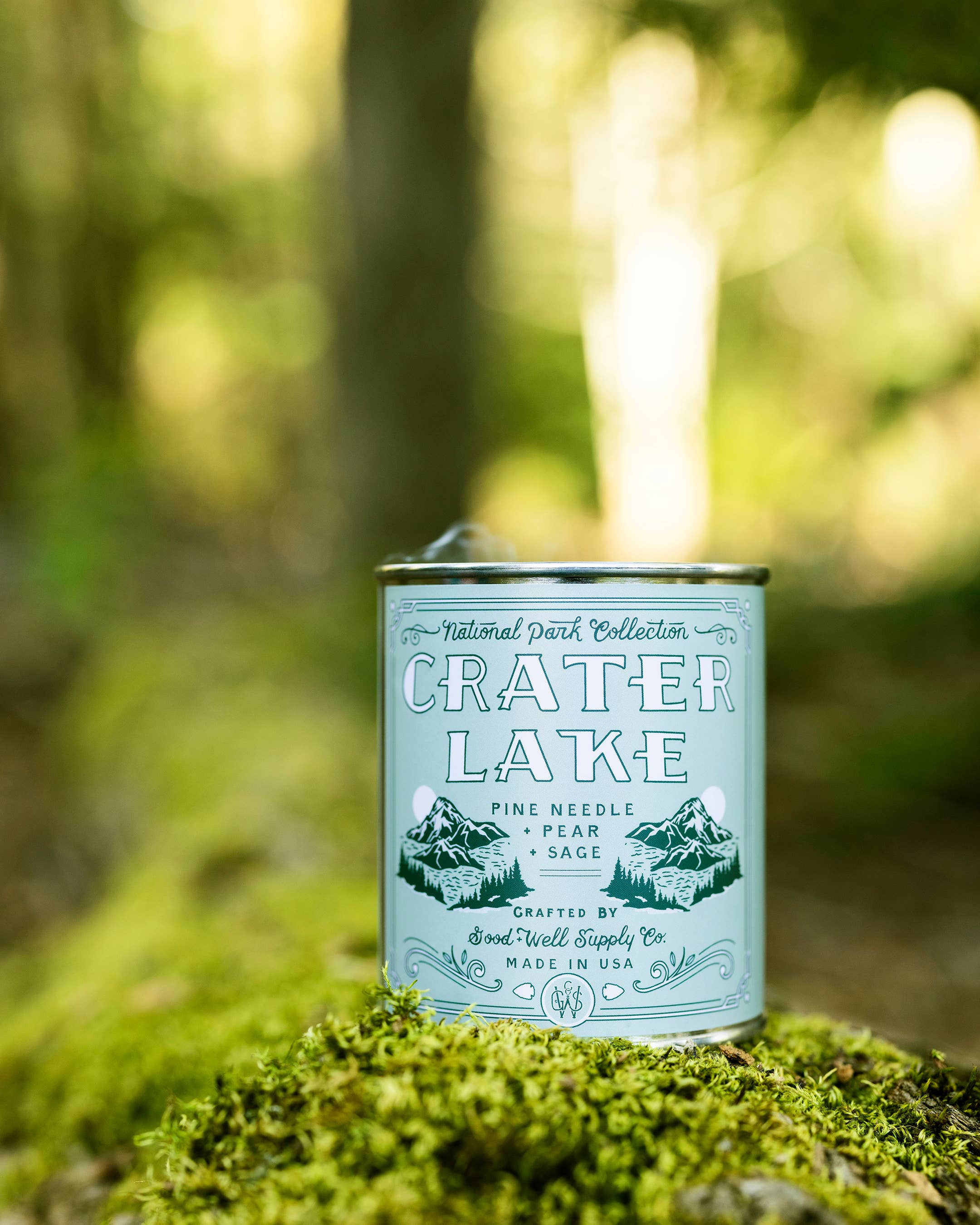 Crater Lake National Park Candle: 1/2 Pint / Wood wick